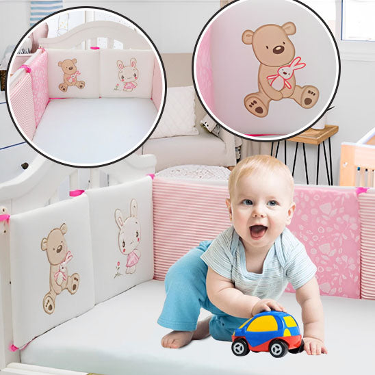 bebe garcon heureux berceau tour de lit bebe rose nounours