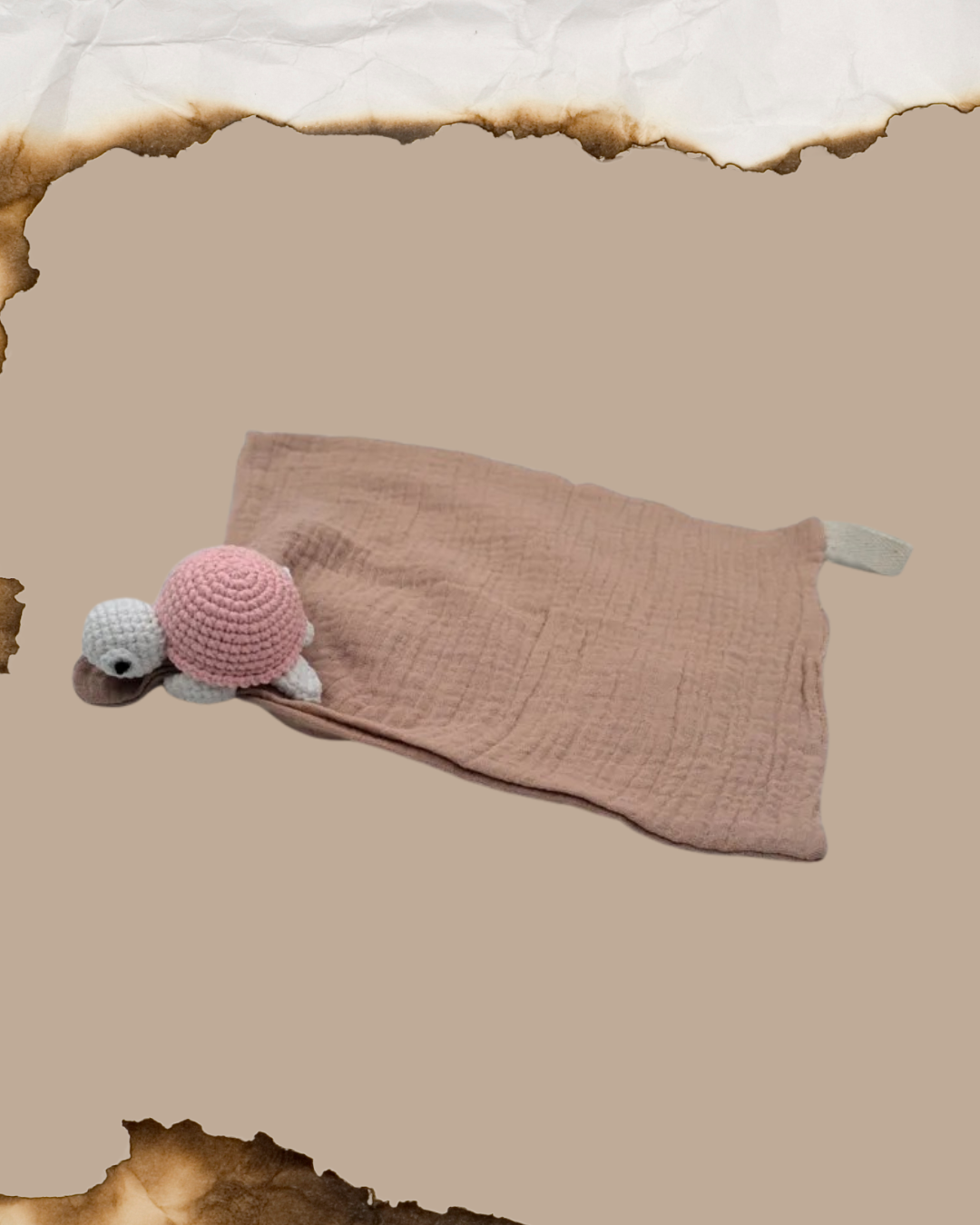 doudou bebe tortue tricot clochette coton mousseline rose