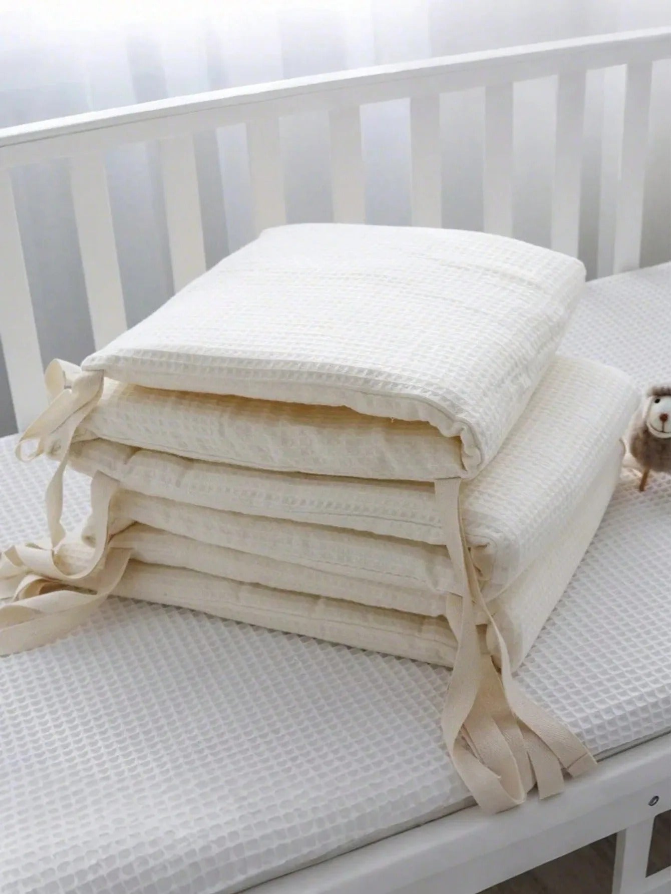 tour de lit couleur unie blanc non reversible