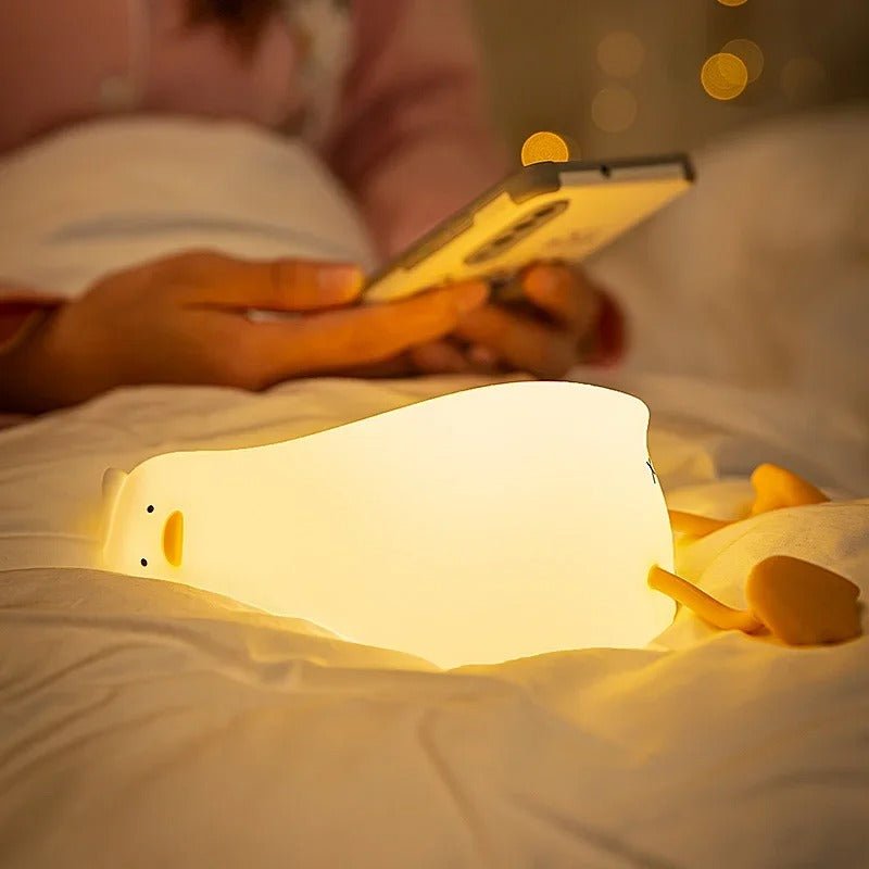 veilleuse bebe canard allumee