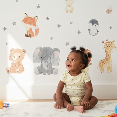 bebe heureuse regarde Stickers muraux chambre