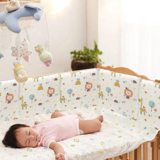 bebe dort berceau tour de lit bebe motif girafe lion