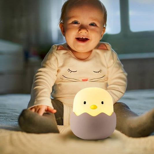 bebe_heureux veilleuse bebe poussin coquille
