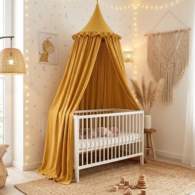 Ciel de lit chambre bébé jaune