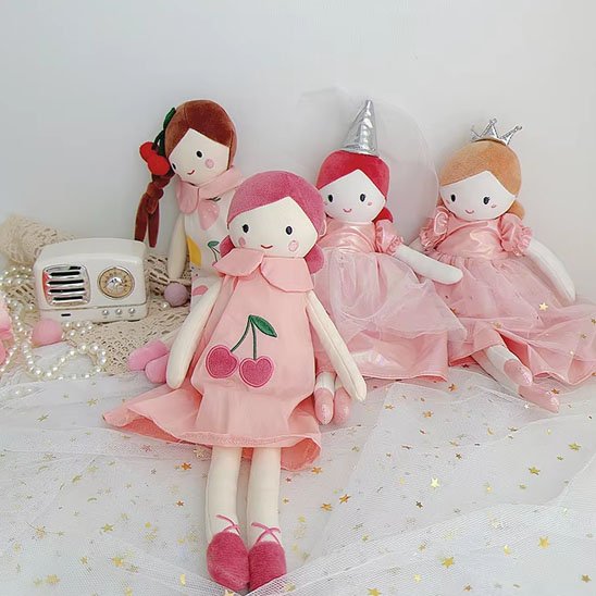 exposition doudou bebe fille plusieurs motifs