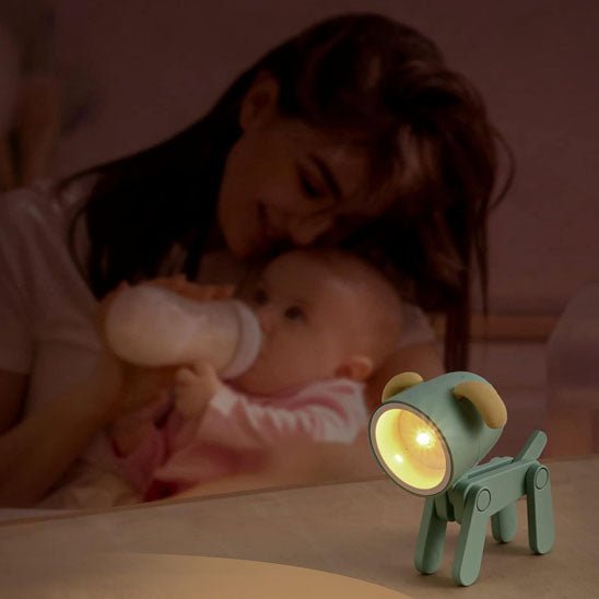maman nourrit bebe veilleuse bebe chien cerf